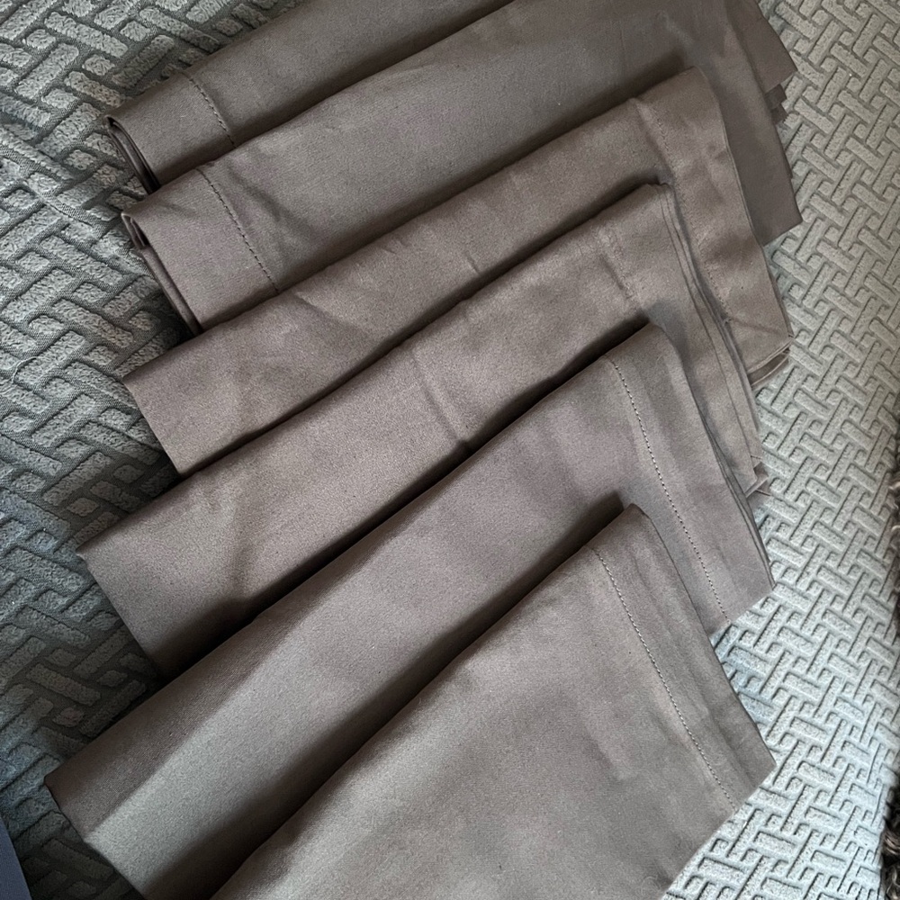 Set of 6 Crate and Barrel Olive Green Napkins